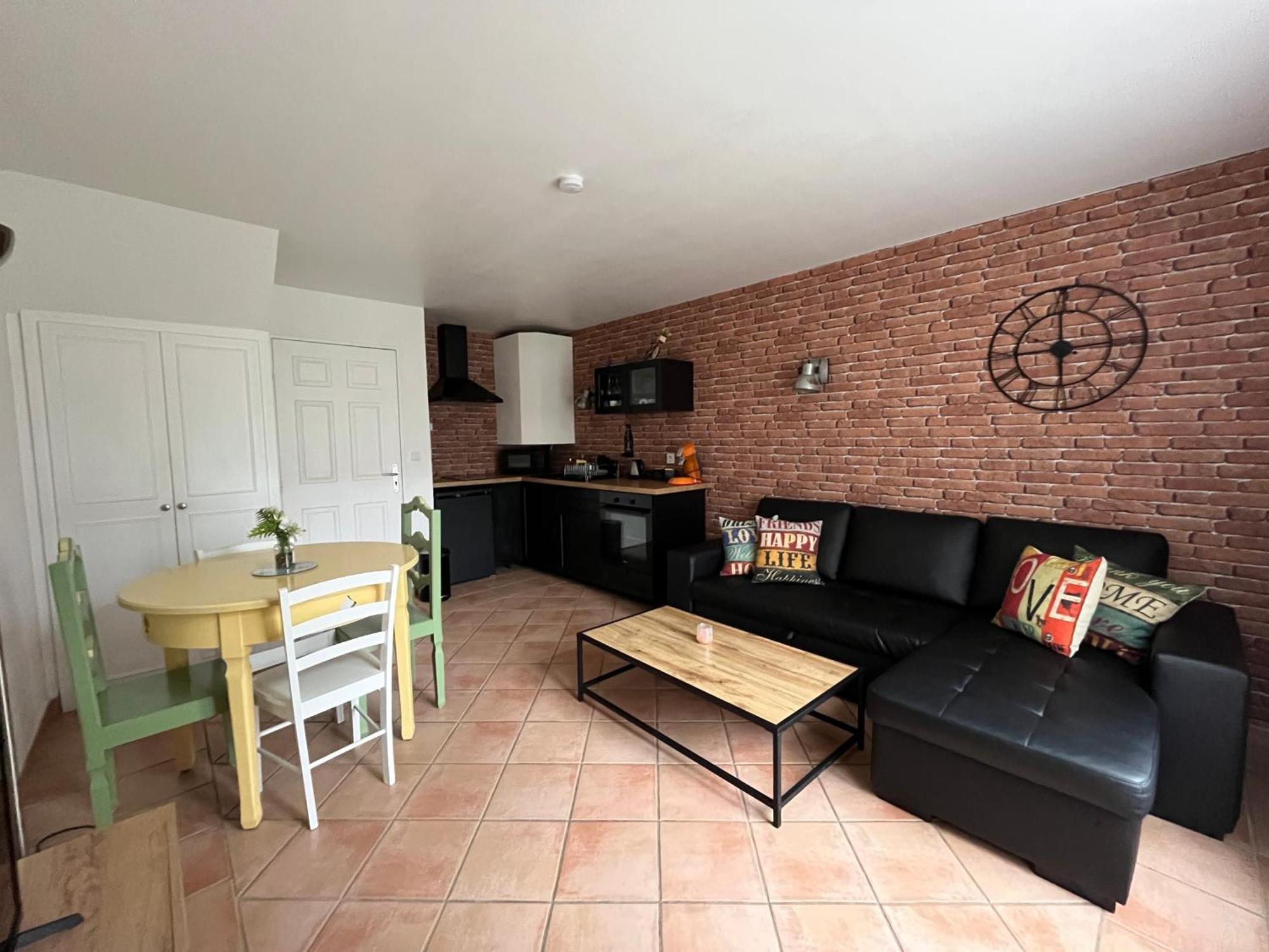 Cottage Avec Terrasse Domaine Golf De Limere Prox Orleans Ardon  Exterior photo